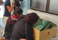 Sıla son yolculuğuna uğurlandı! Tabut küçük acı büyük