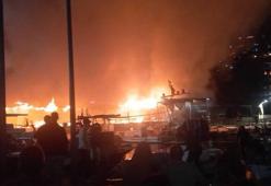 Kocaeli'de restoran alev alev yandı, geriye iskeleti kaldı