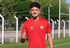 Milli takıma çağrıldı, Sivasspor'da forma şansı bulamıyor
