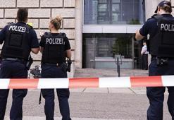 Almanya'nın Krefeld kentindeki bir sinema salonunda silahlı saldırı