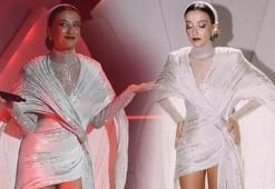 Melike Şahin evliliğiyle ilgili ilk kez konuştu! Konsere sürpriz misafir