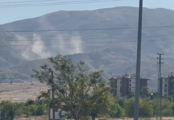 Malatya Kale'de depremden sonra dağ yamacında toz bulutu oluştu