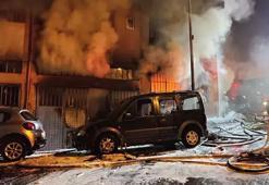 İstanbul Beyoğlu'ndaki yangın bir iş yerini kül etti