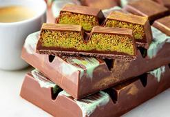 Dubai çikolatası çılgınlığı bitmiyor, uğruna metrelerce kuyruğa giriliyor! Uzman isim uyardı: Faydasından çok zararı var