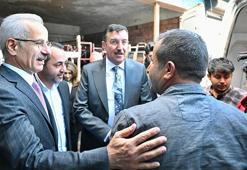 Bakan Uraloğlu Malatya'da depremden etkilenen vatandaşı ziyaret etti