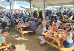 Festivalin en minik ziyaretçisi Adana kebap ile 15 günlükken tanıştı