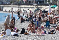 Antalya'da deniz keyfi devam ediyor