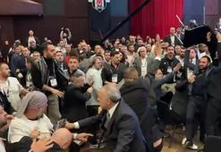 Beşiktaş Kulübünün idari ve mali genel kurulunda kavga çıktı