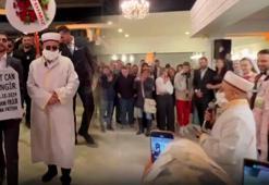 Trabzon'da arkadaşlarının düğününe mezar taşıyla geldiler