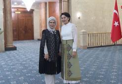 Emine Erdoğan, Kırgızistan Cumhurbaşkanı'nın eşi Aygül Caparova'nın akşam yemeğine katıldı