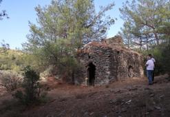 Muğla'da kiliseyi delik deşik ettiler! Sebebi başka çıktı: Meğer dertleri paraymış!