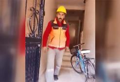 Binaya çamurlu ayakkabılarını çıkarıp girdi! O anlar, cep telefonuyla kayda alındı