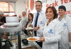 Adana'da Kent Lokantası'nın açılış yapıldı: Hiçbir vatandaşımızı geri çevirmek isteimyoruz