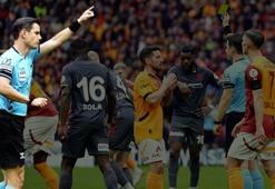 Galatasaray-Samsunspor maçında hatalı karar! Halil Umut Meler görmedi: Net kırmızı kart, gol iptali...