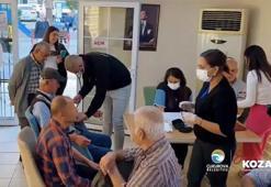 Çukurova’da emeklilere özel hizmet! Başkan Kozay detayları paylaştı