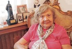Ünlülerden Muazzez İlmiye Çığ'a veda! 'Sümer kraliçesi'