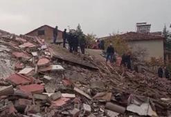 Malatya'da hasarlı binada yıkım sırasında göçük meydana geldi!