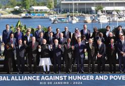 Cumhurbaşkanı Erdoğan, G20 lideriyle aile fotoğrafı çekildi