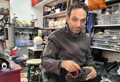 Mühendisliği bıraktı, ayakkabı tamircisi olmaya böyle karar verdi!