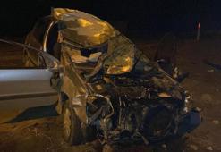Karaman’da aniden yola çıkan ineğe otomobil çarptı: 5 yaralı