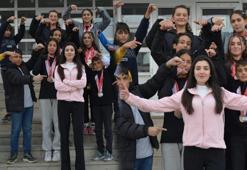 Elif öğretmen ilçenin tarihini değiştirdi! Erzurum'da atletizmde imkansızı başardılar