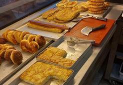 Bakanlık sahte ürünleri ifşa etmeye devam ediyor! Kıymalı böreğin içinden çıkanlar şoke etti!