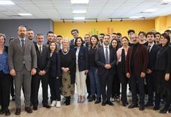 Demirören Medya Lisesi’nden unutulmaz Öğretmenler Günü etkinliği