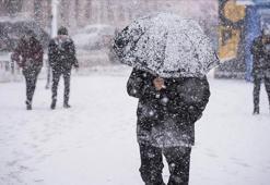 Sıcaklık değişmiyor, hava kar topluyor! Meteoroloji saat saat uyardı: 3 ilde bu kez kuvvetli geliyor
