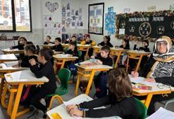 Babasının kurbanı oldu! 81 yaşında hayalini gerçekleştirdi