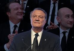 Beşiktaş'ta Hasan Arat, başkanlığı bıraktığını açıkladı!