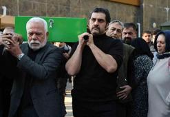 Adanalı şarkıcı Bayhan'ın acı günü: Babası trafik kazasında hayatını kaybetti