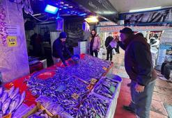 Soğuk havalar balığa talebi arttırdı: Fiyatları 250 ile 300 lira arasında değişiyor