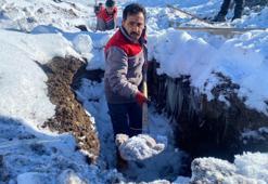 Erzurum'da kış hazırlıkları: Toprak donmadan mezar yerleri yazın hazırlanıyor