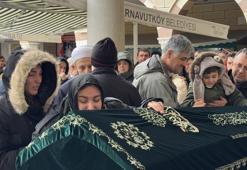 Adana'da trafik kazasında hayatını kaybeden pilot son yolculuğuna uğurlandı