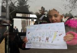 Kızının doğum günü hediyesini otobüse astı! Şoför babayı duygulandıran hareket: Yolcular büyük ilgi gösterdi