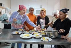 Çukurova Belediyesi’nin çikolata ve pasta yapma kursuna yoğun ilgi