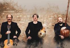 İstanbul Devlet Türk Halk Müziği Korosu, Muzaffer Sarısözen’i andı