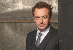 Annem Ankara’daki o ses! Gizemli sesin sahibi Okan Yalabık