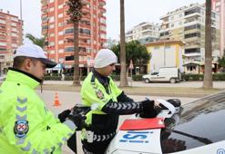 Kozan'da polis kural ihlali yapanları dron ile tespit etti