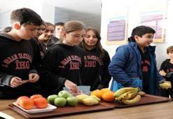 Evden meyve getirip okulda sattılar! Kayserili öğrencilerden SMA'lı Muhammed'e unutulmaz destek