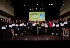 2024 Notre-Dame de Sion Liseliler Edebiyat Ödülü’nü Laetitia Colombani kazandı