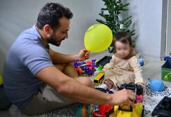 Sosyal medyada oğlunun uygunsuz gördüğü fotoğraflarını paylaşıyordu! Hukuk mücadelesini veren baba oğlunun velayetini aldı