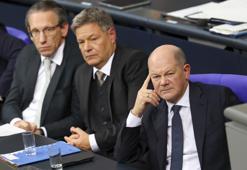 Almanya'da Scholz hükümeti güvenoyu alamadı! Erken seçim süreci başladı