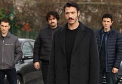 İnci Taneleri'nde silahlar patladı! Aracın içinden sağ çıkabilecekler mi?