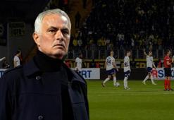 1-1 sonrası çıldırdılar: Mourinho ile olmayacak, geç kalmadan yollayın