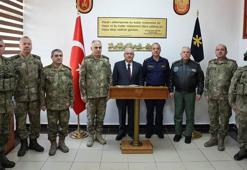 Bakan Güler 2'nci Zırhlı Tugay Komutanlığını ziyaret etti