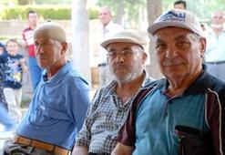 Milyonlarca emekli bekliyordu! En düşük emekli maaşını açıkladı: Ekonomist öğretim üyesi muhtemel zam tablolarını paylaştı