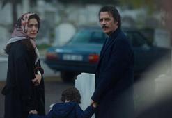 Annem Ankara'da Türk Sineması'nın efsanesine gönderme: 'Babam bizim evin selvi boylusu, annem al yazmalısıydı'