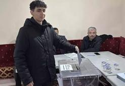 Karabük'te vatandaşlar sandık başında