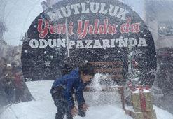 Eskişehir'de miniklerin kar küresi heyecanı